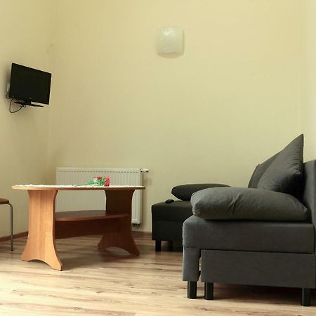 Apartamenty Przy Trakcie Cesarskim Wegierska Gorka Esterno foto